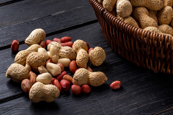  benefits of peanuts + purchase price 